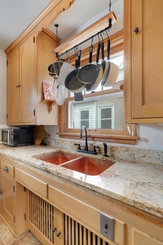 761 Sherwood Avenue, Saint Paul, MN 55106