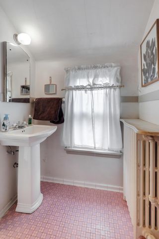 761 Sherwood Avenue, Saint Paul, MN 55106