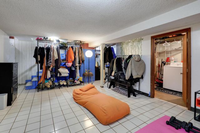 761 Sherwood Avenue, Saint Paul, MN 55106