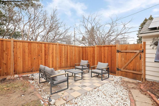 761 Sherwood Avenue, Saint Paul, MN 55106