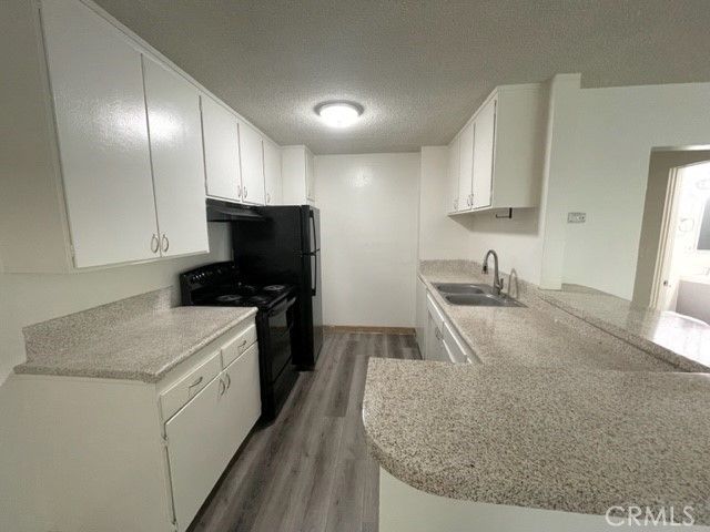 686 E Cottonwood 7, Palm Springs, CA 92262