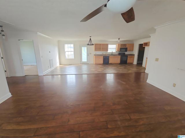 901 COUNTY ROAD 695, Holly Pond, AL 35083