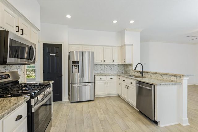 1726 Emerald Lake Court, Houston, TX 77062