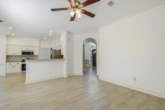 1726 Emerald Lake Court, Houston, TX 77062
