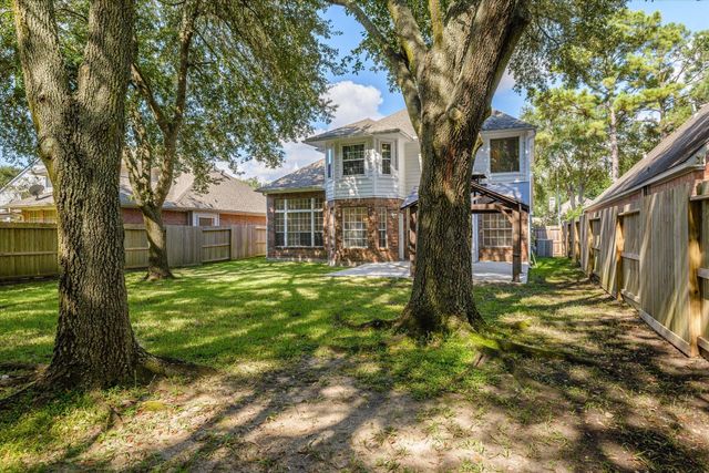 1726 Emerald Lake Court, Houston, TX 77062