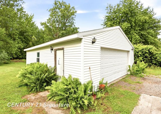 12097 Swan Creek Road, Saginaw, MI 48609
