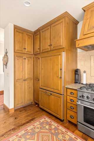 110 Flynn Rd, Bear Valley, CA 95223