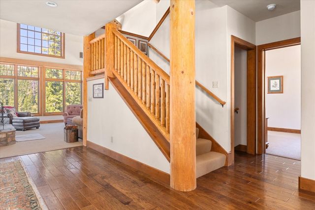 110 Flynn Rd, Bear Valley, CA 95223