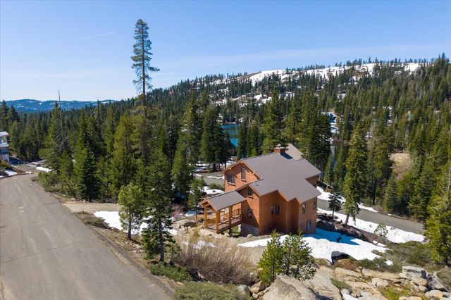 110 Flynn Rd, Bear Valley, CA 95223