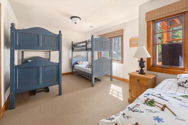 110 Flynn Rd, Bear Valley, CA 95223