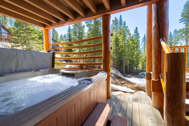 110 Flynn Rd, Bear Valley, CA 95223