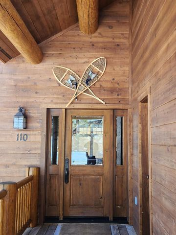 110 Flynn Rd, Bear Valley, CA 95223