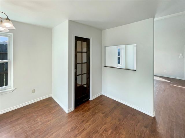 2007 Cottonwood Dr, Portland, TX 78374