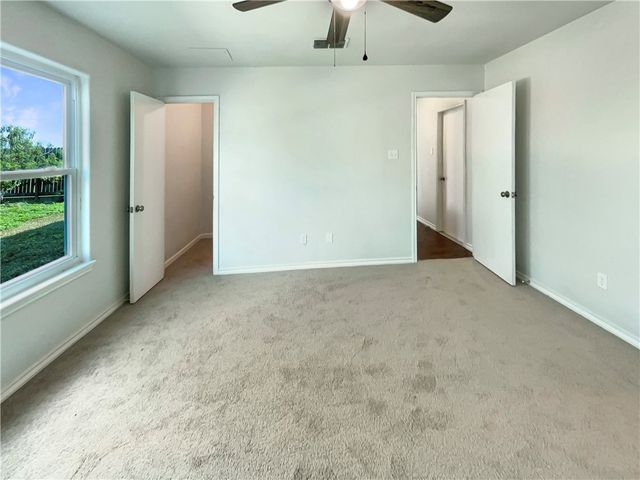 2007 Cottonwood Dr, Portland, TX 78374