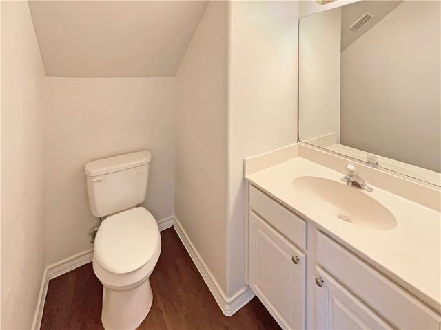 2007 Cottonwood Dr, Portland, TX 78374