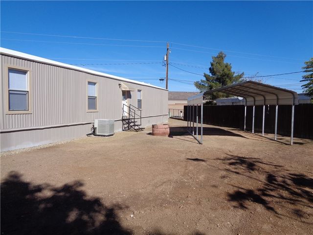 720 Wilshire Avenue, Kingman, AZ 86409