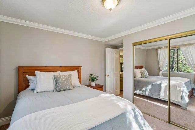 27391 Peninsula, Lake Arrowhead, CA 92352