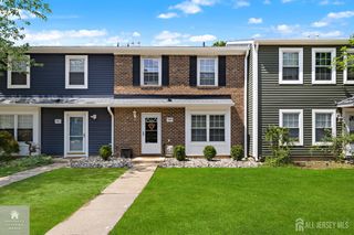 344 Constitution Circle, North Brunswick, NJ 08902