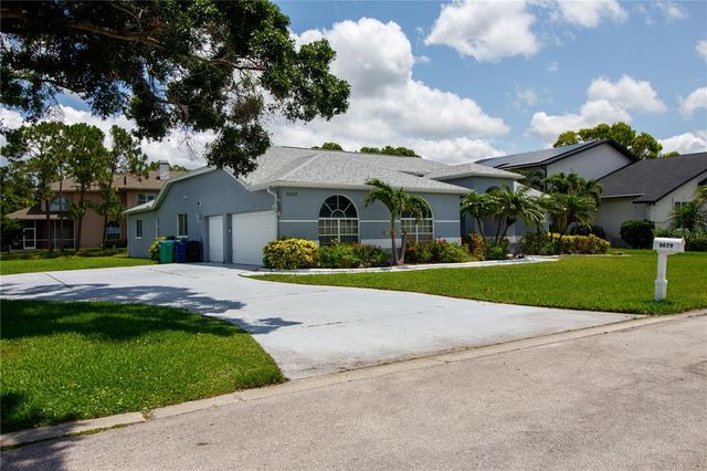 8679 BURNING TREE CIRCLE, Seminole, FL 33777