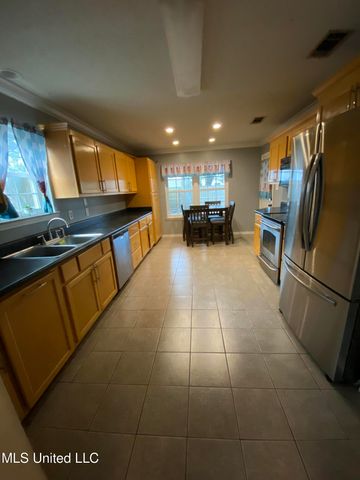 2311 Paul Harvey Avenue, Pascagoula, MS 39567