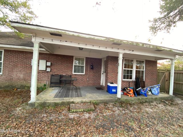 2311 Paul Harvey Avenue, Pascagoula, MS 39567