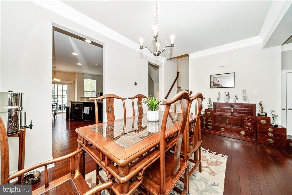 Image 10 of property listing at 7673 ELMCREST RD, Hanover, MD 21076