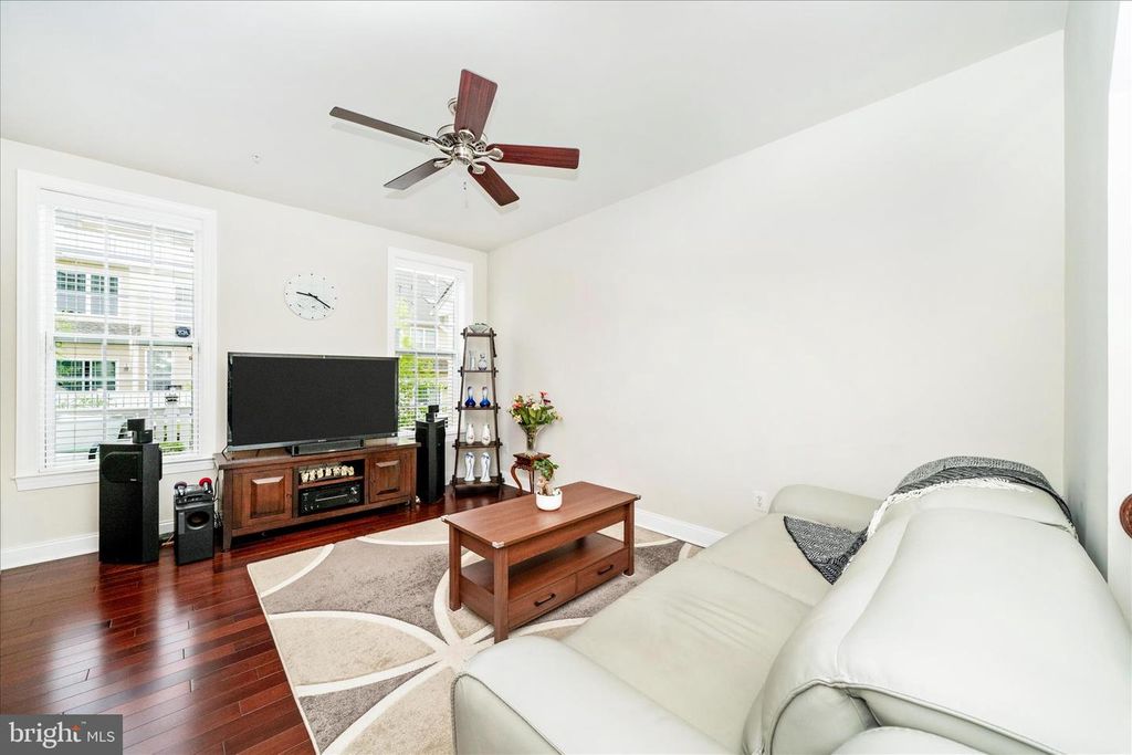 Image 11 of property listing at 7673 ELMCREST RD, Hanover, MD 21076
