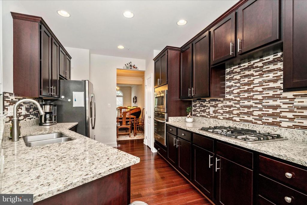 Image 17 of property listing at 7673 ELMCREST RD, Hanover, MD 21076
