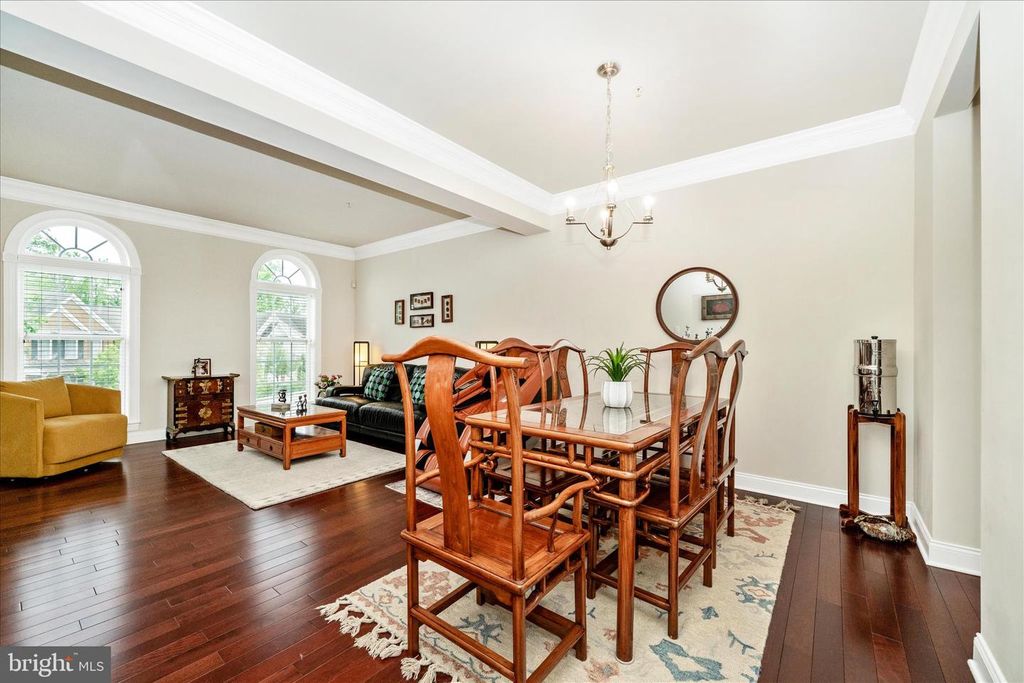 Image 9 of property listing at 7673 ELMCREST RD, Hanover, MD 21076