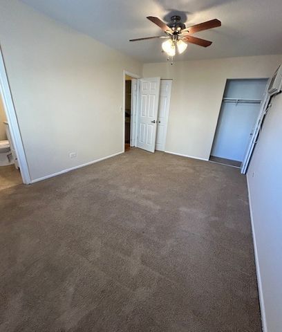 7449 Washington Street 208, Forest Park, IL 60130