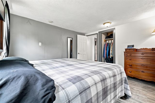 320 E Diehl Avenue, Des Moines, IA 50315