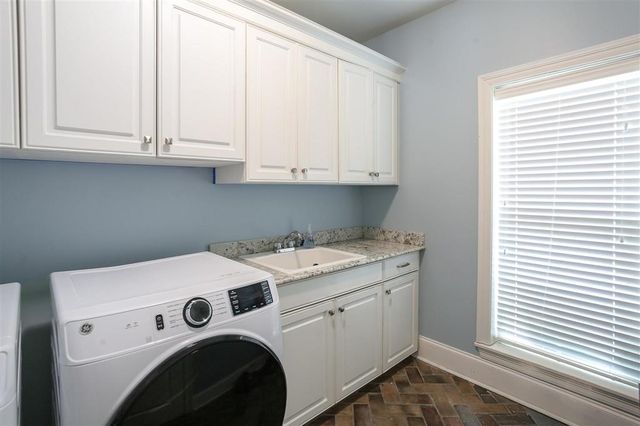 912 S Kade Lane, Lake Charles, LA 70605