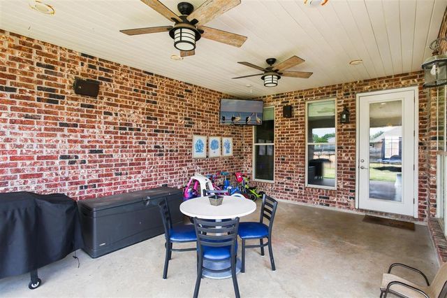 912 S Kade Lane, Lake Charles, LA 70605