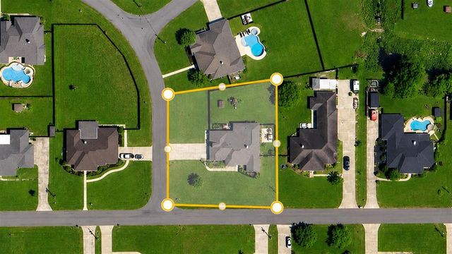 912 S Kade Lane, Lake Charles, LA 70605