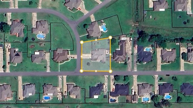 912 S Kade Lane, Lake Charles, LA 70605