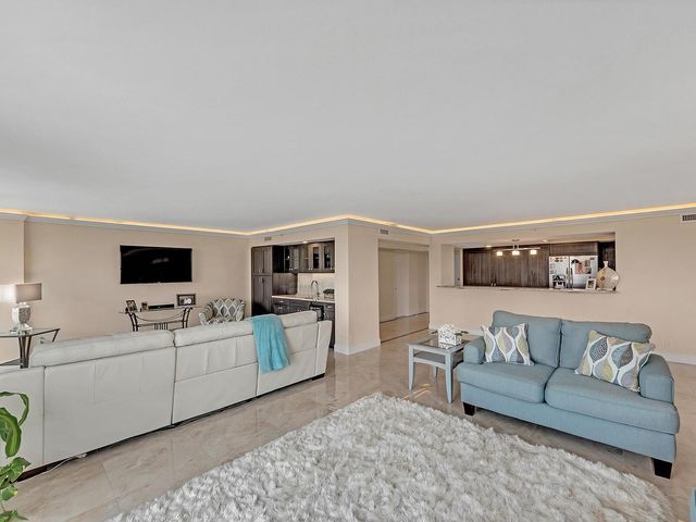 2003 N Ocean Boulevard 602, Boca Raton, FL 33431