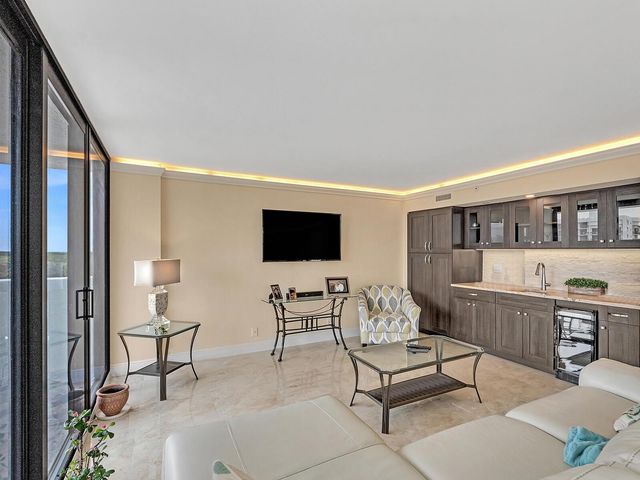2003 N Ocean Boulevard 602, Boca Raton, FL 33431