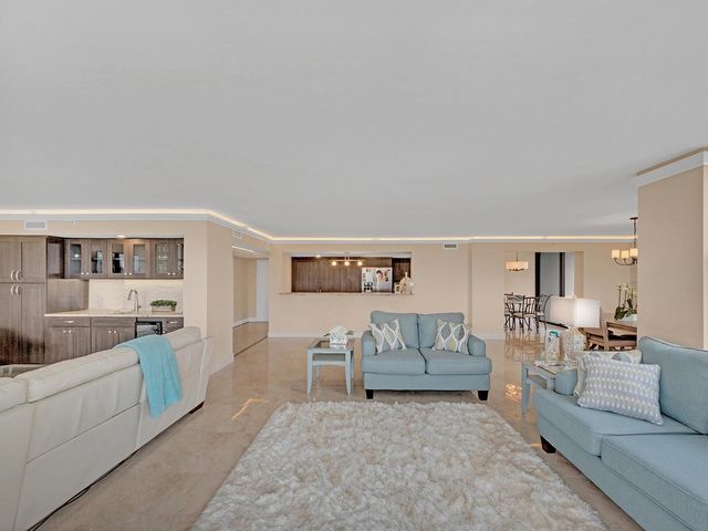 2003 N Ocean Boulevard 602, Boca Raton, FL 33431