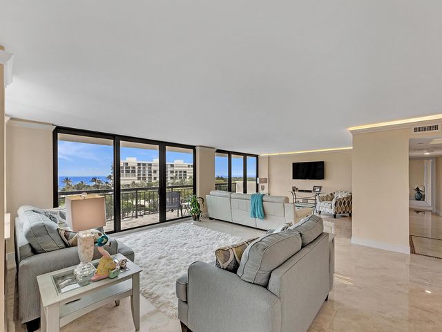 2003 N Ocean Boulevard 602, Boca Raton, FL 33431