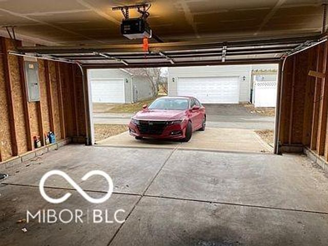 941 Kimberly Avenue, Westfield, IN 46074