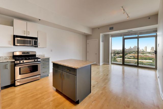 230 W Division Street 1407, Chicago, IL 60610