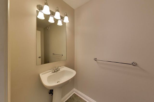 230 W Division Street 1407, Chicago, IL 60610