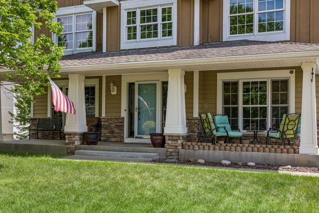 3742 Crosscliffe Path, Rosemount, MN 55068