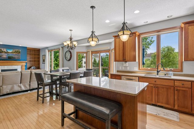 3742 Crosscliffe Path, Rosemount, MN 55068