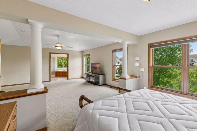 3742 Crosscliffe Path, Rosemount, MN 55068
