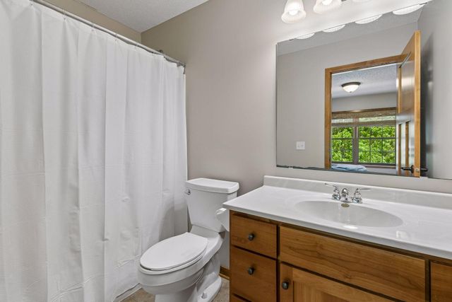 3742 Crosscliffe Path, Rosemount, MN 55068