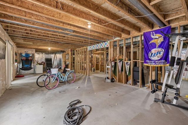 3742 Crosscliffe Path, Rosemount, MN 55068
