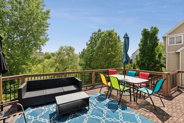 3742 Crosscliffe Path, Rosemount, MN 55068