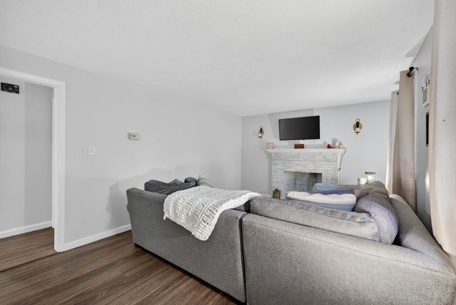 42 Pepperell Road, Brookline, NH 03033