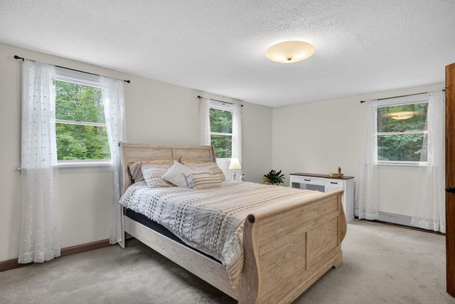 42 Pepperell Road, Brookline, NH 03033